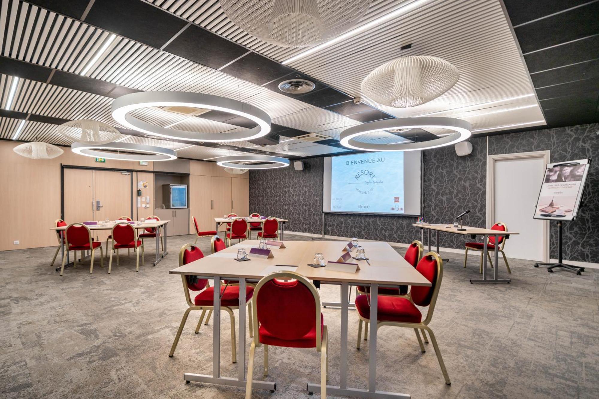 Mercure Antibes Sophia Antipolis Вальбонн Екстер'єр фото